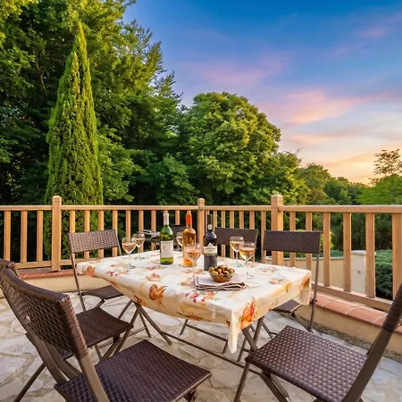 Holiday home Maison Zen Familiale Avec Clim, Jardin Et Terrasse