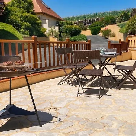 Maison Zen Familiale Avec Clim, Jardin Et Terrasse Holiday home *
